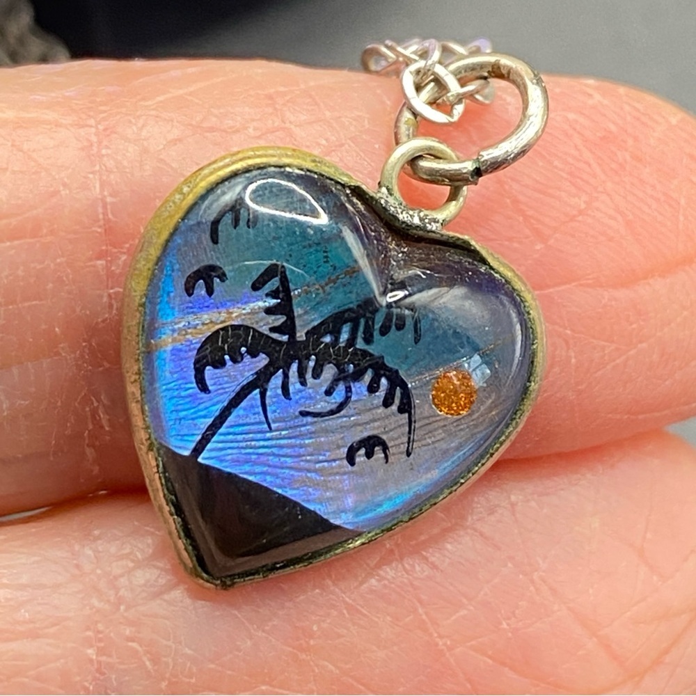 Vintage Morpho Butterfly Wing Beach Scene Heart Necklace On Chain Palm Tree